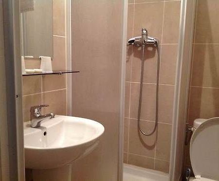 Hotel Nice Savoie Saint-Laurent-du-Var Eksteriør bilde